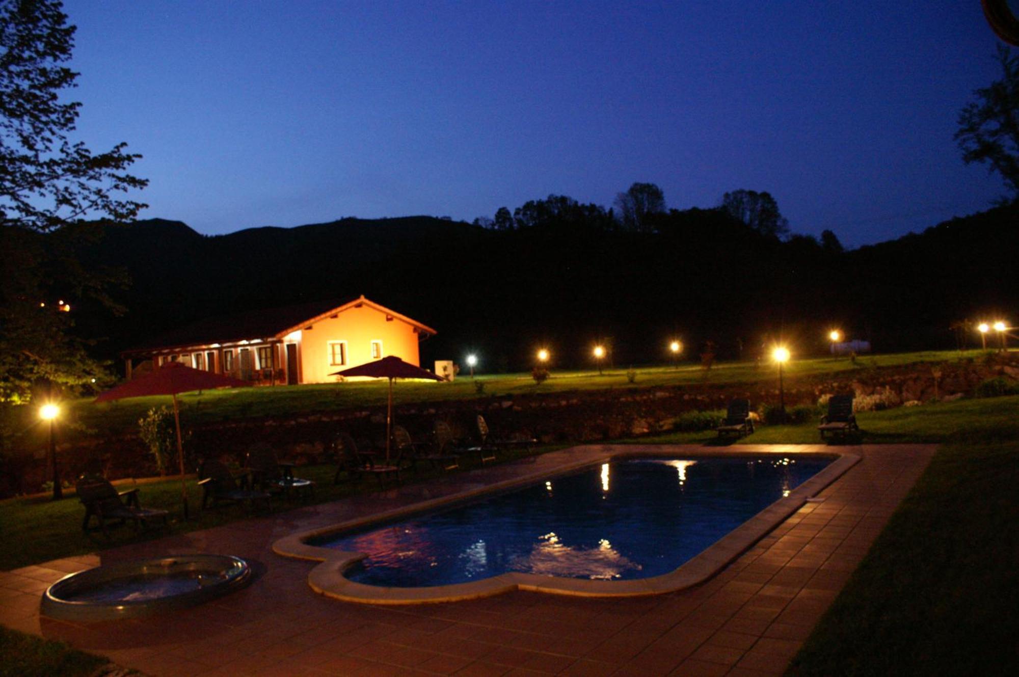 Hotel Rural Casa De Campo Soto De Cangas Eksteriør billede